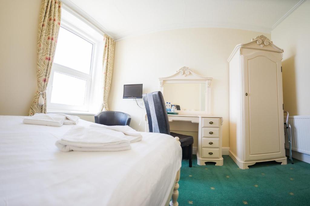 Queensbridge Hotel Аберистуит Экстерьер фото